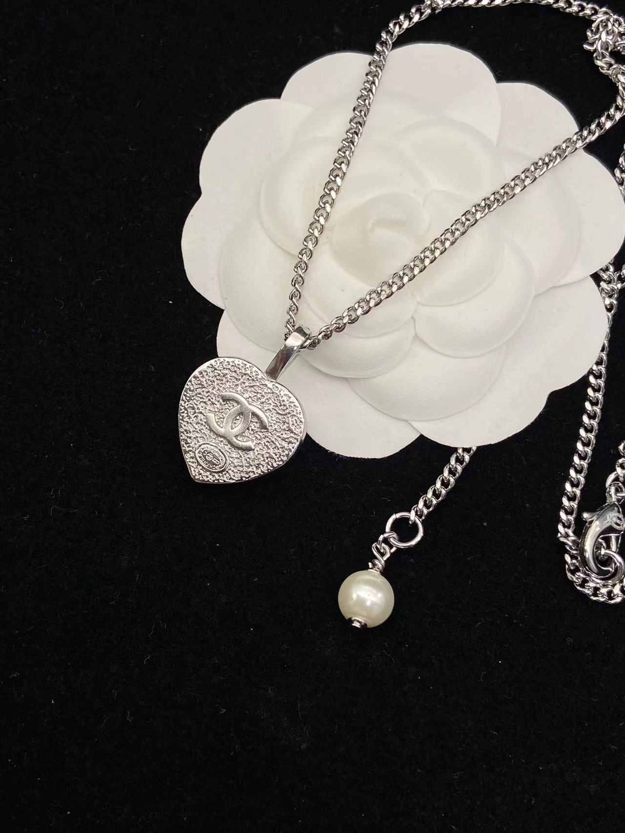 CHANE1 23B ラブネックレス【50％割引+送料無料】