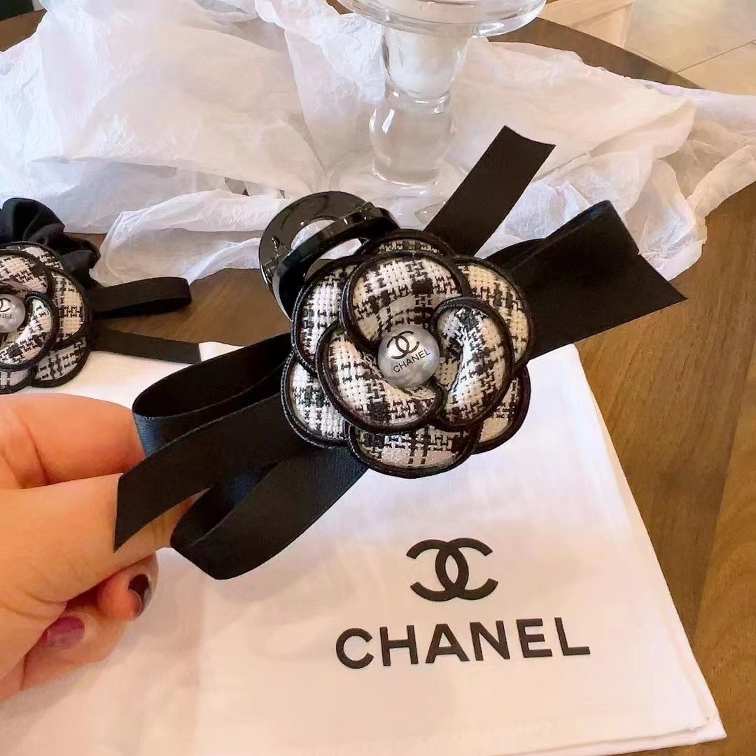 CHANE1 カメリア ヘアクリップ【50％割引+送料無料】