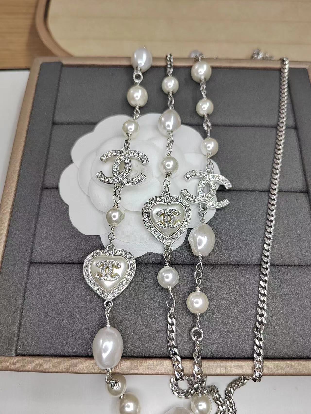 CHANE1 ダブル C ダイヤモンドがちりばめられたパール セーター チェーン【50％割引+送料無料】