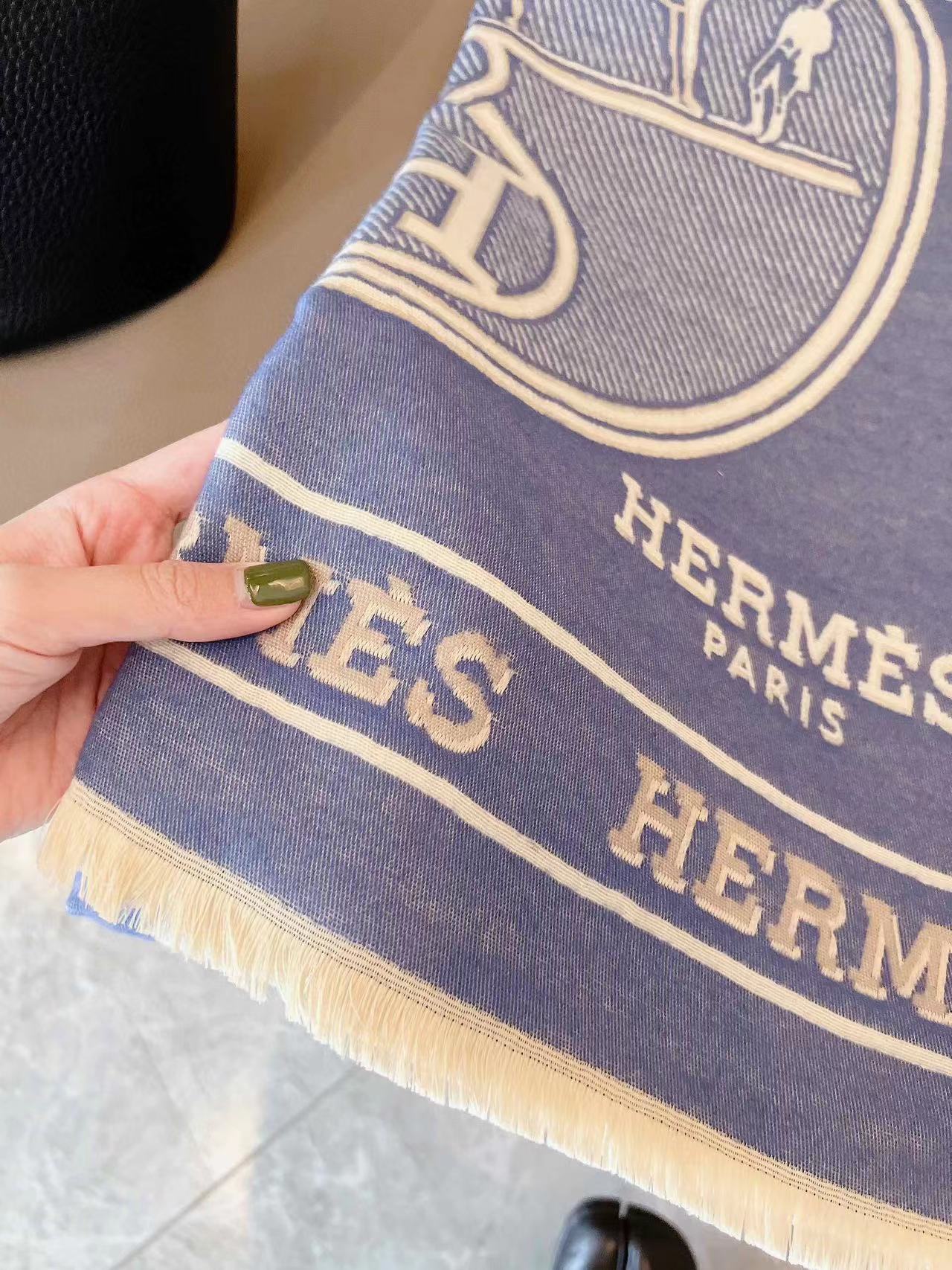 HERMESクラシックな刺繍スカーフ【50％割引+送料無料】