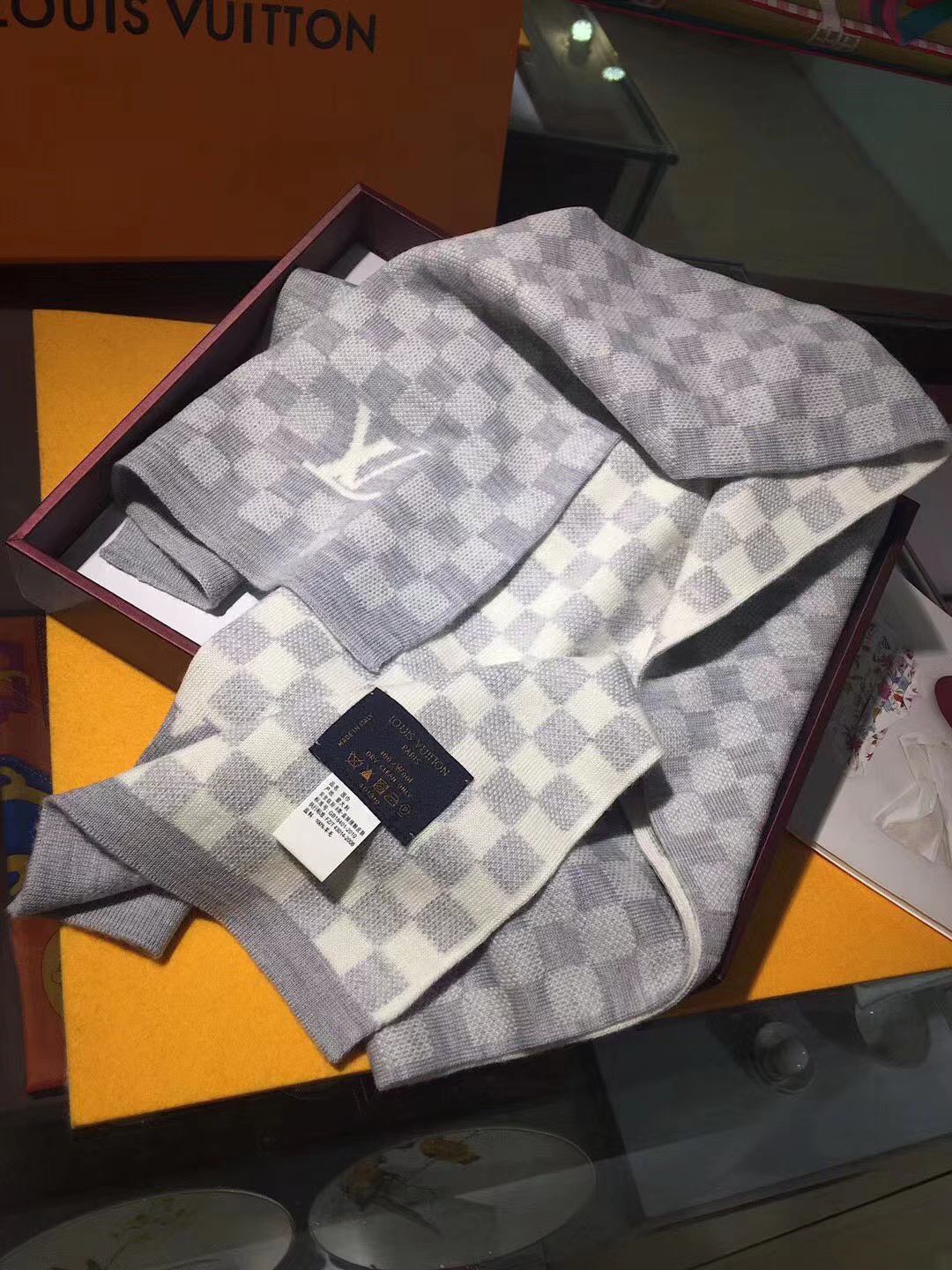 LV メンズ カシミア スカーフ【50％割引+送料無料】