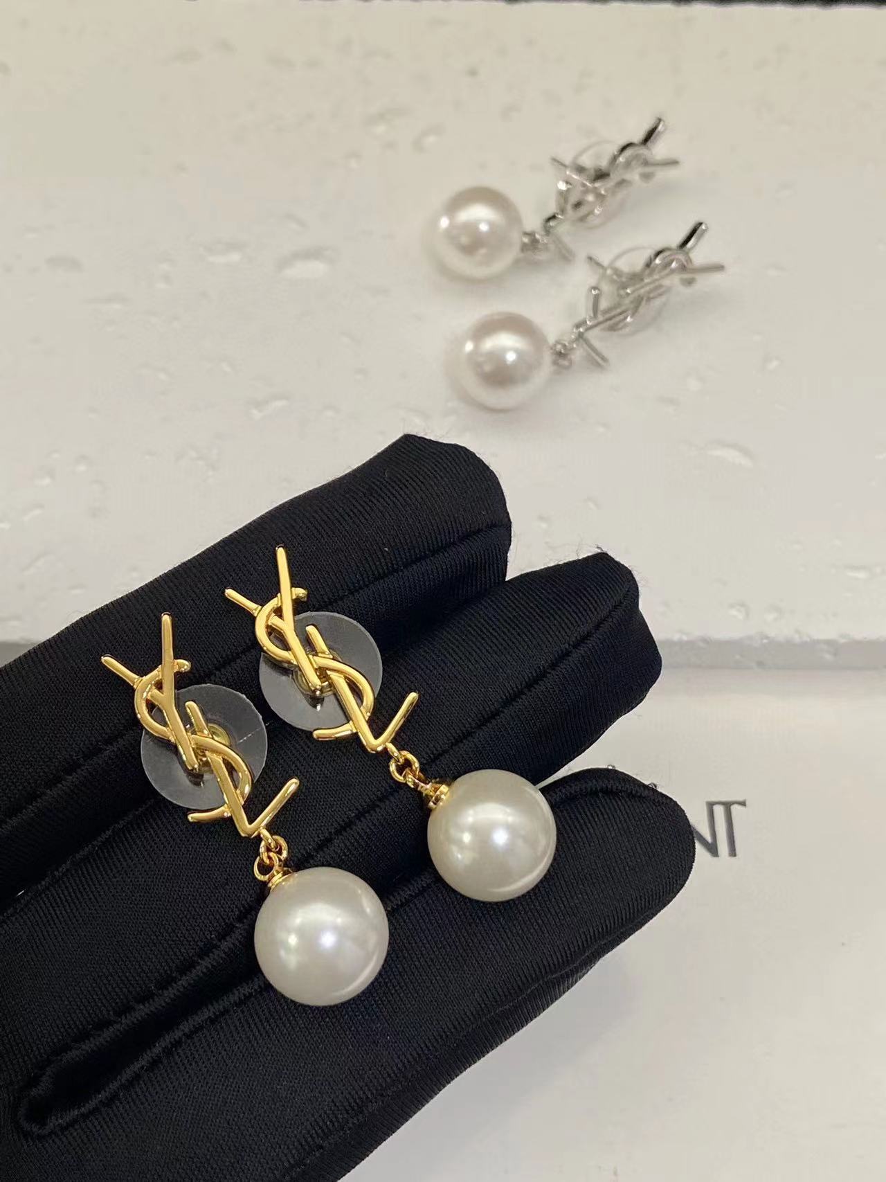 YSLパールイヤリング【50％割引+送料無料】
