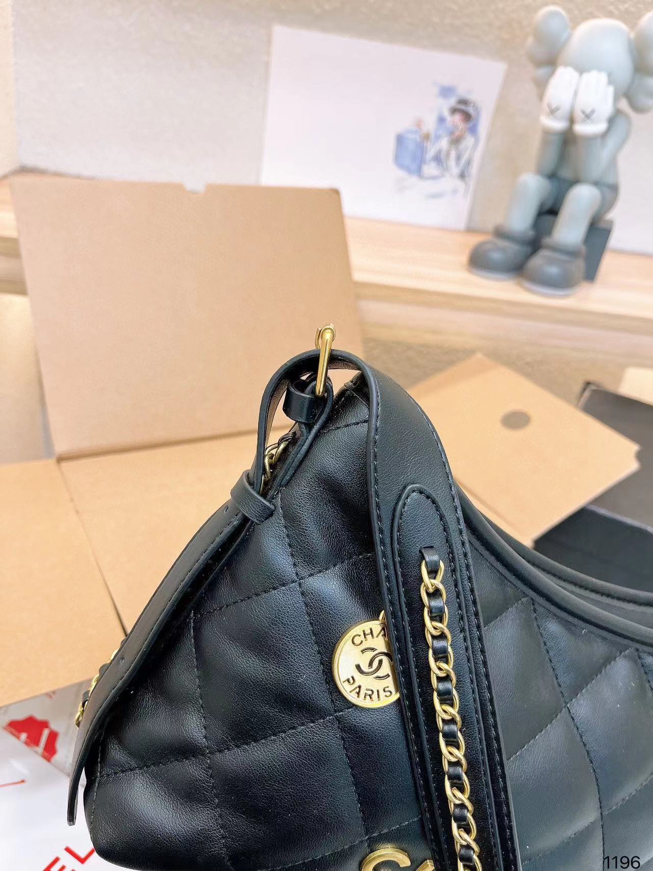 CHANE1 牛革脇下バッグ【50％割引+送料無料】