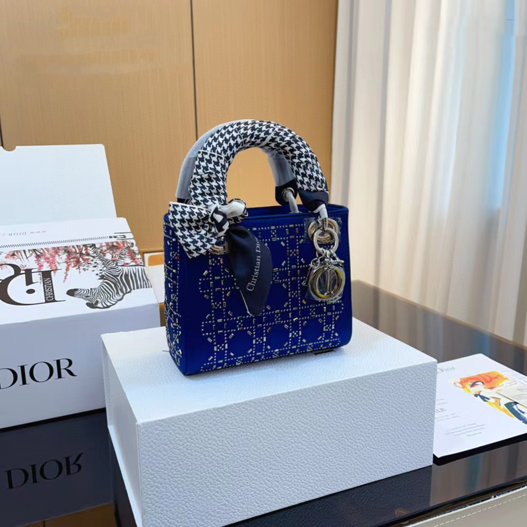 DI0R ラインストーンサテンハンドバッグ【50％割引+送料無料】