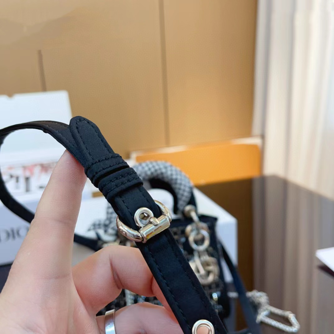 DI0R ラインストーンサテンハンドバッグ【50％割引+送料無料】