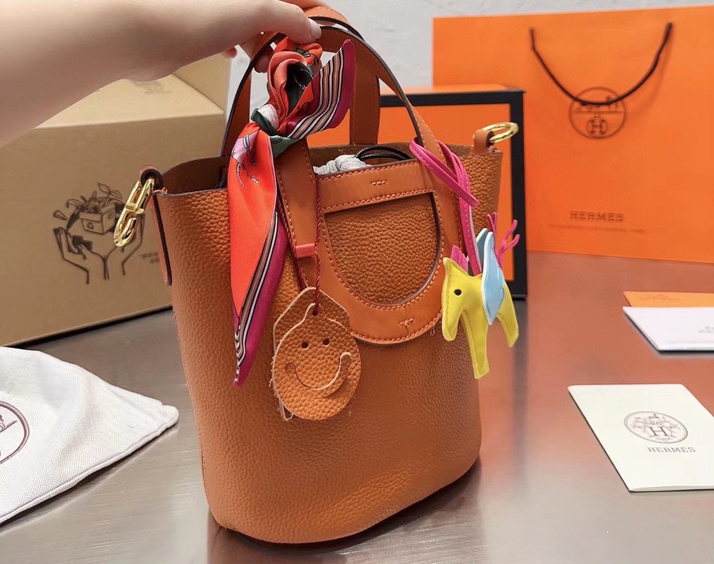 HERME5 豚鼻野菜かごハンドバッグ【50％割引+送料無料】