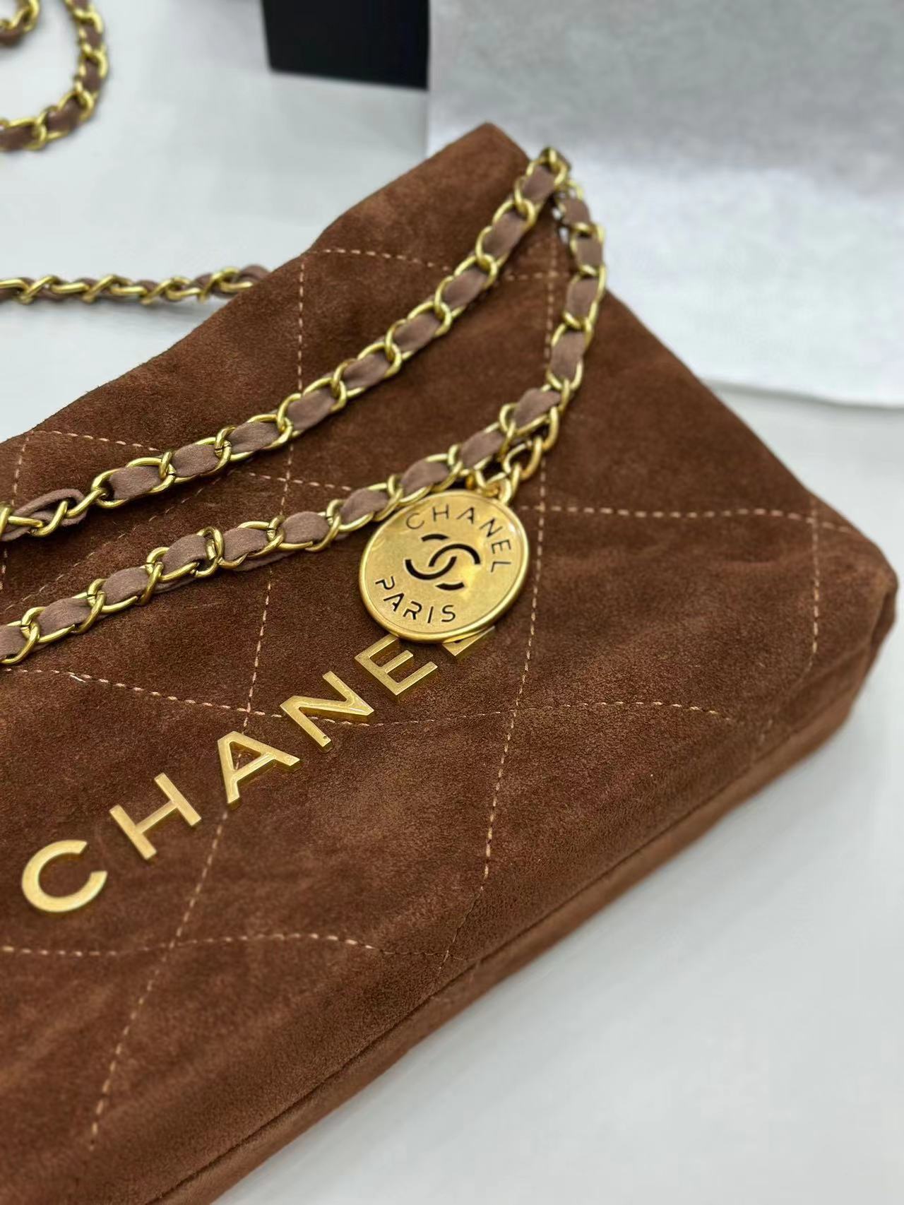 CHANE1 ヌバックレザー チェーン ショッピングバッグ【50％割引+送料無料】