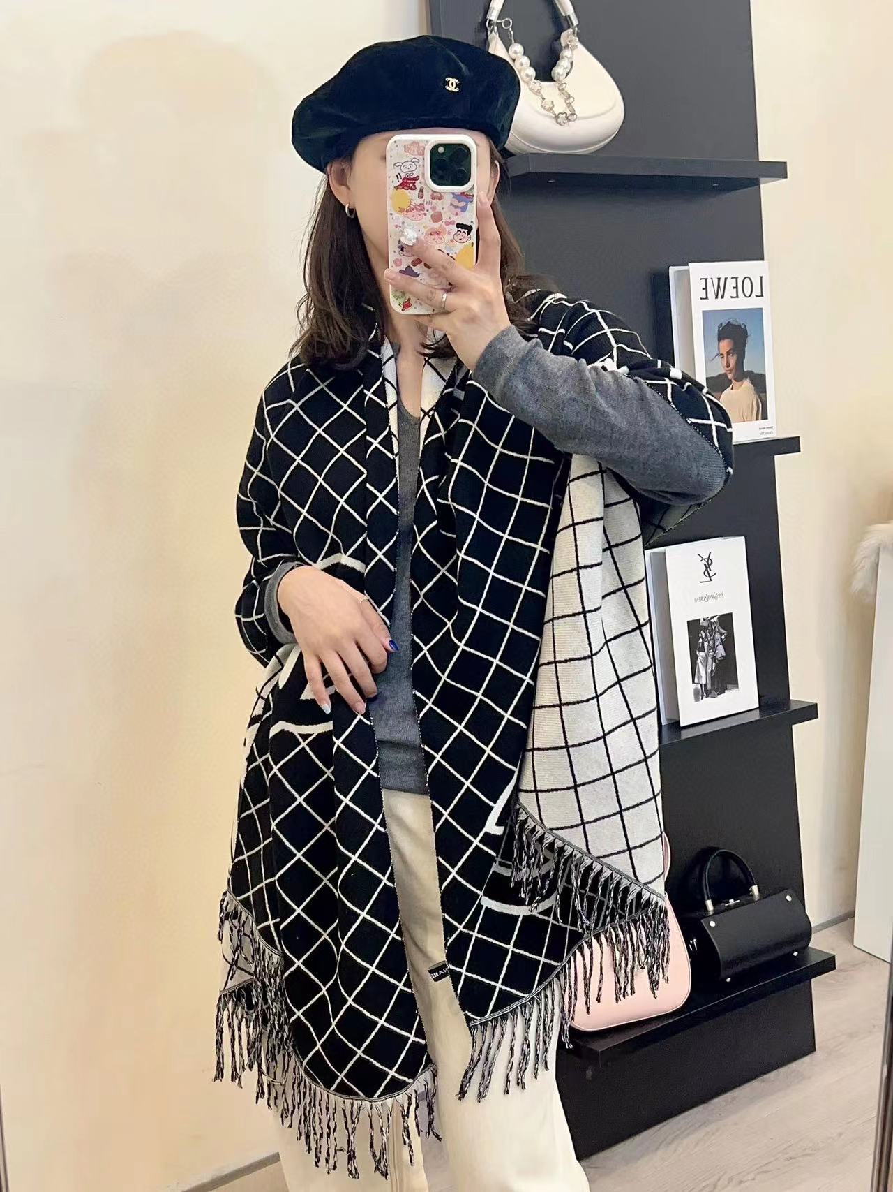CHANE1 チェック柄タッセルカシミヤ大ロゴスカーフ【50％割引+送料無料】