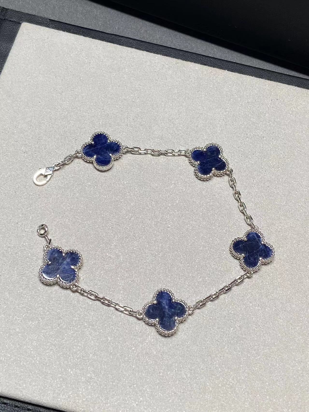 Van ceef & Arpels ファイブフラワー ブルー ブレスレット【50％割引+送料無料】