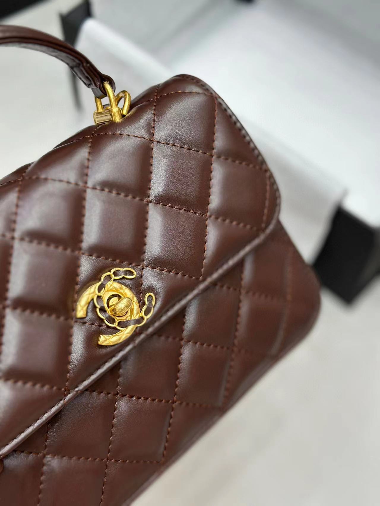 CHANE1 ハンドルフリップチェーン ダブルC ショルダーバッグ【50％割引+送料無料】