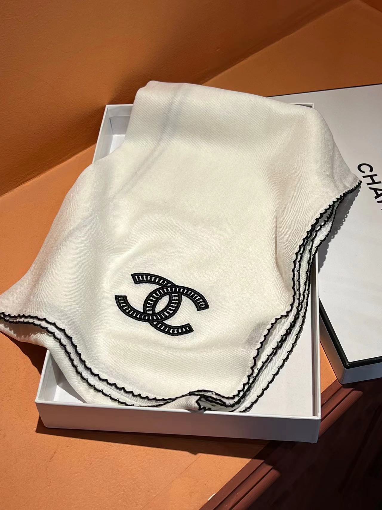 CHANE1 高品質ピュアカシミヤスカーフ【50％割引+送料無料】