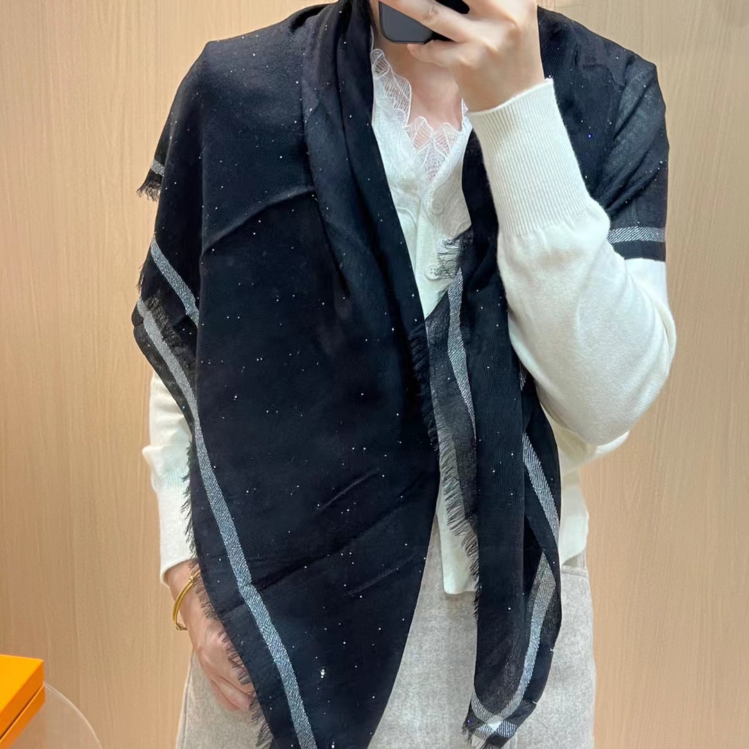 CHANE1 上質なロゴ刺繍スカーフ【50%割引+送料無料】