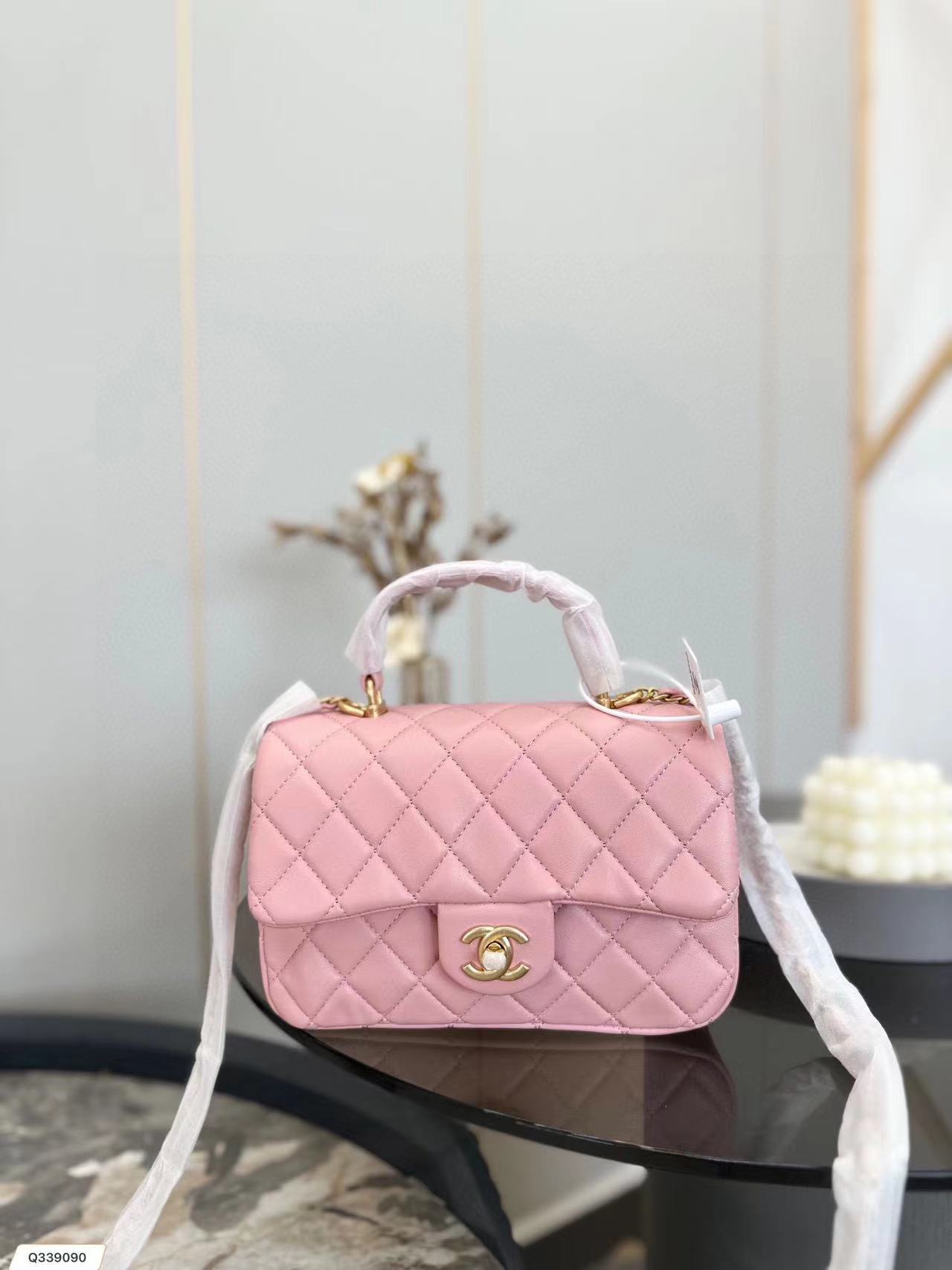 CHANE1 メタルロゴ ハンドバッグ【50％割引+送料無料】