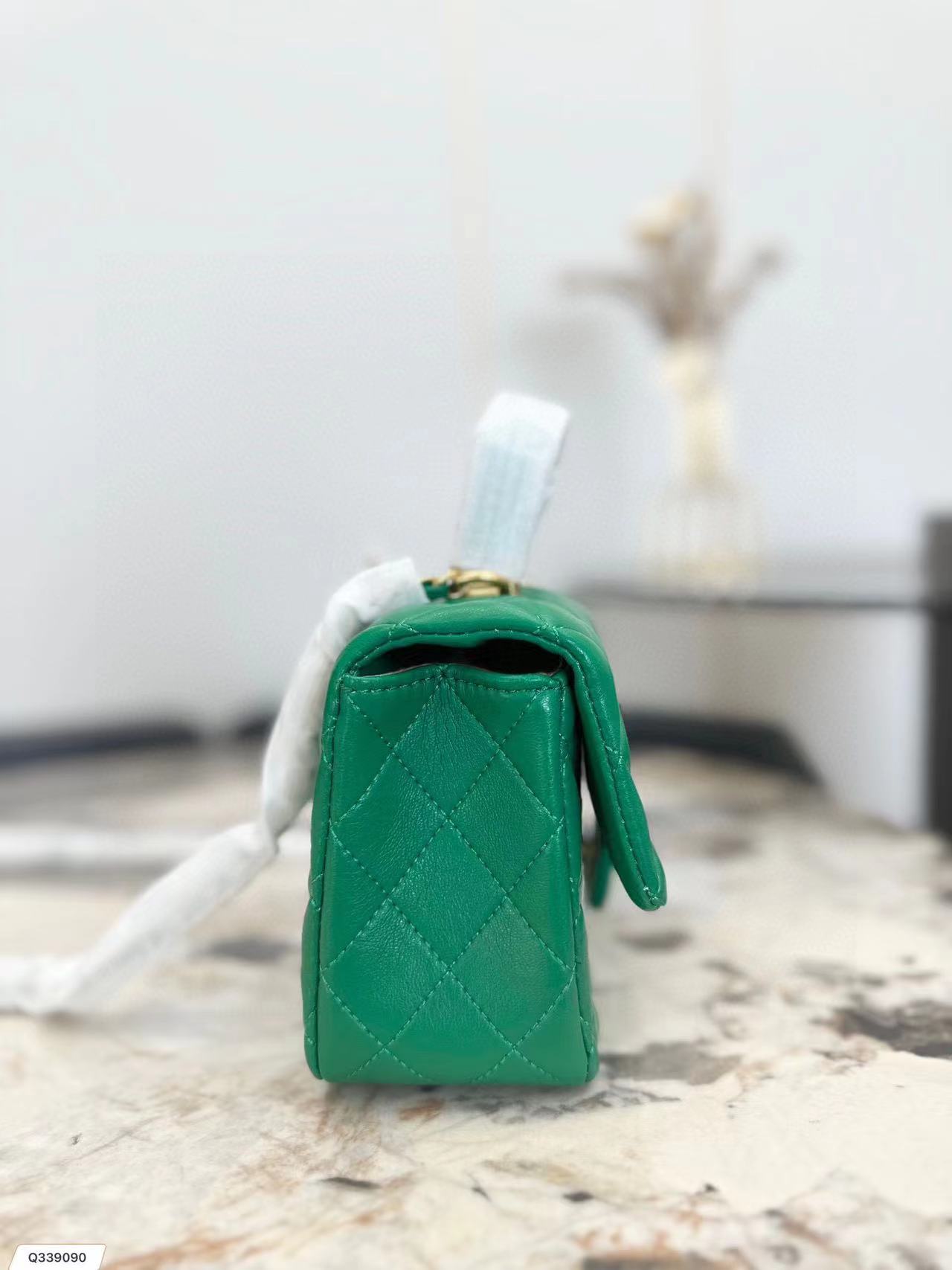 CHANE1 メタルロゴ ハンドバッグ【50％割引+送料無料】