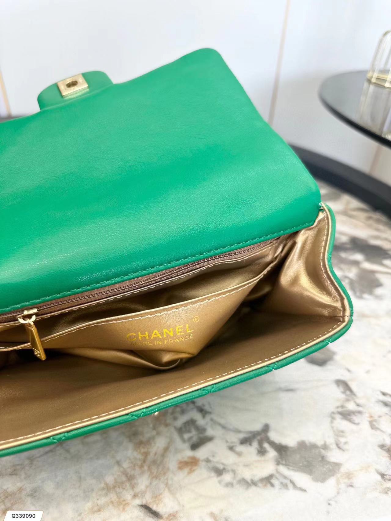 CHANE1 メタルロゴ ハンドバッグ【50％割引+送料無料】