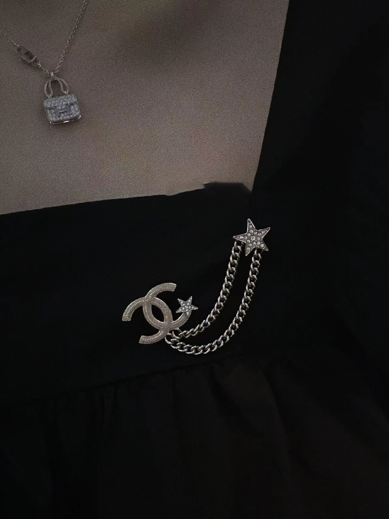 CHANE1 23B 五芒星ブローチ【50％割引+送料無料】