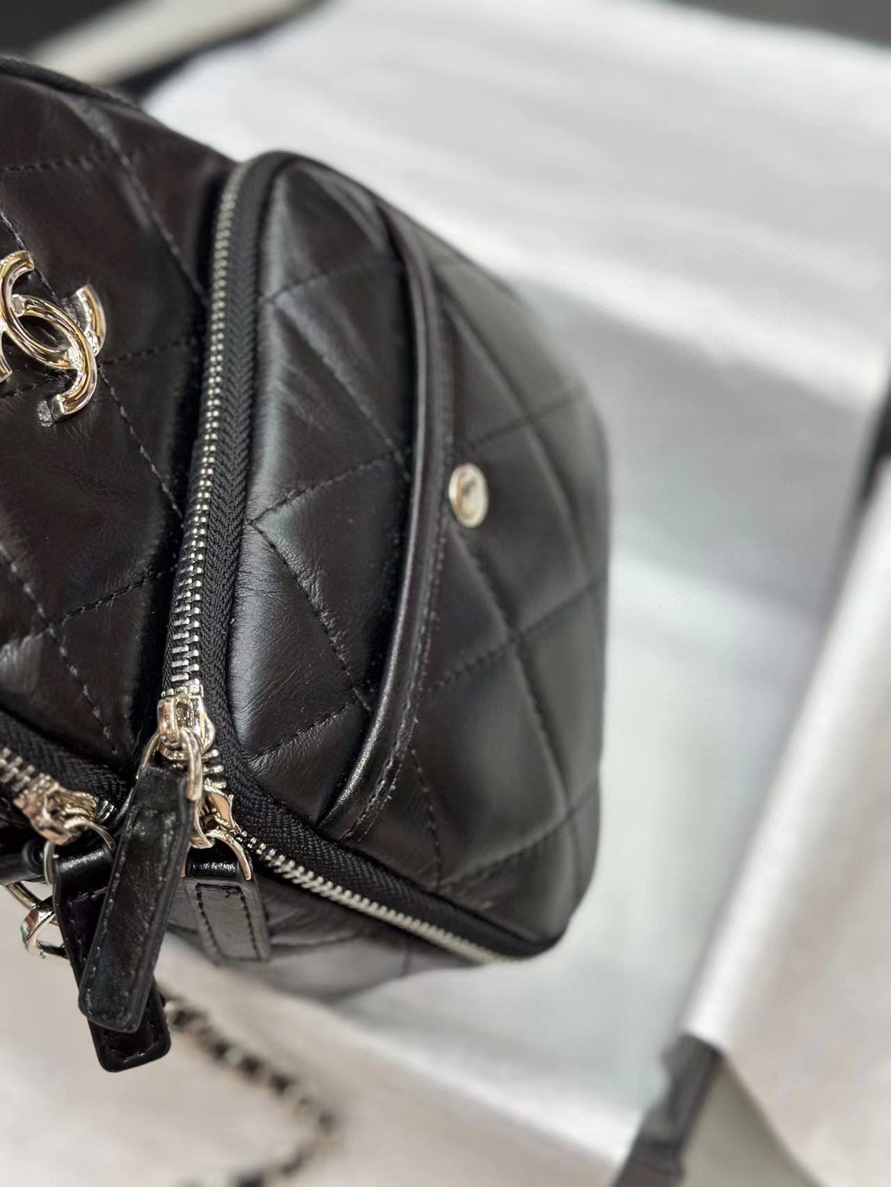 CHANE1 vintage ハンドクロスボディバッグ【50％割引+送料無料】