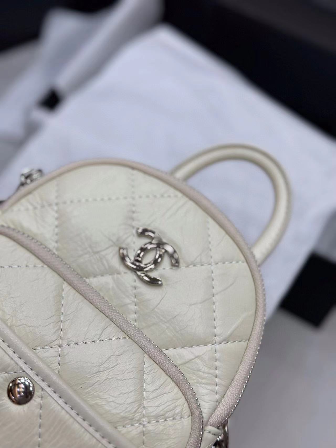 CHANE1 vintage ハンドクロスボディバッグ【50％割引+送料無料】