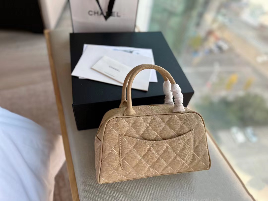 CHANE1 ダブルCロゴ ボウリングハンドバッグ【50％割引+送料無料】