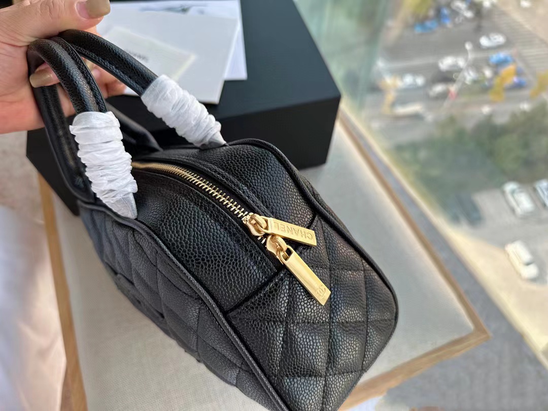 CHANE1 ダブルCロゴ ボウリングハンドバッグ【50％割引+送料無料】