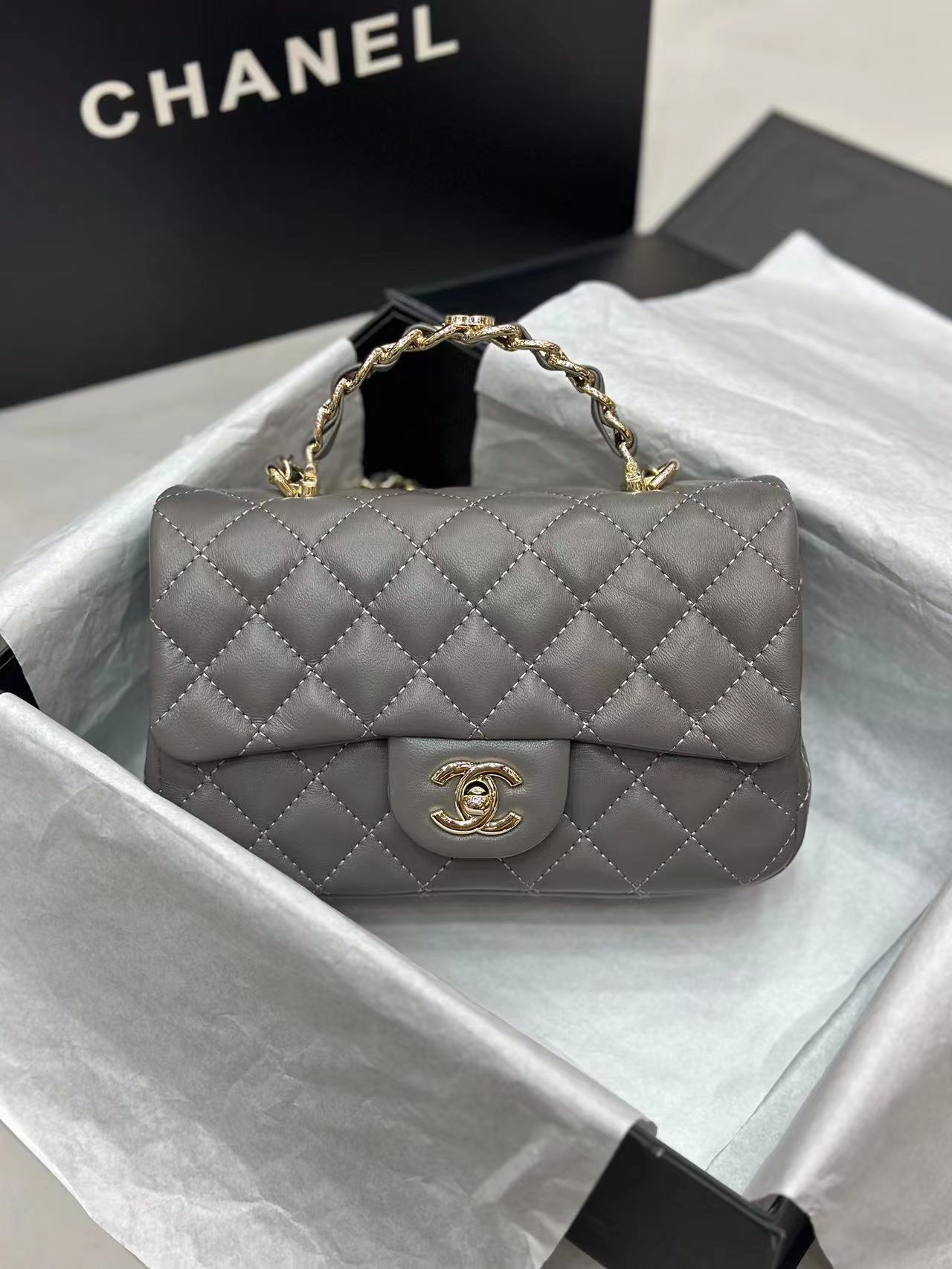 CHANE1 メタル ダブルシーロゴ ショルダー クロスボディバッグ【50％割引+送料無料】