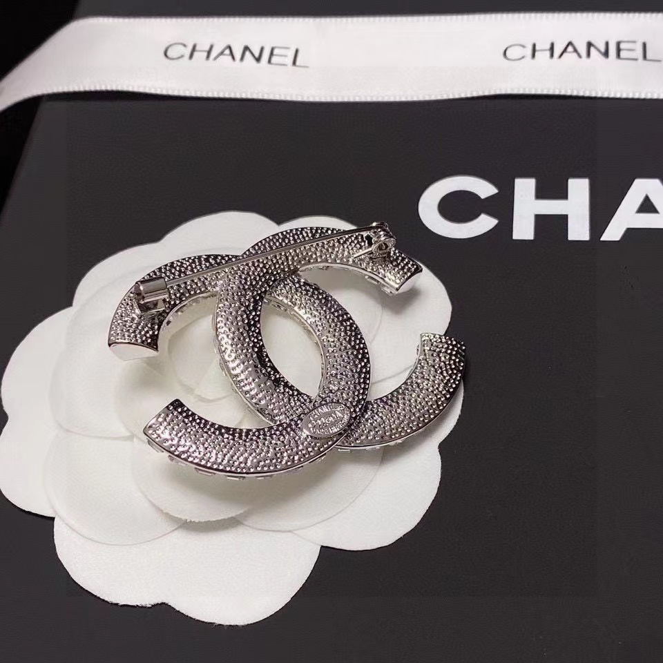 CHANE1 ダイヤモンド ダブルC ブローチ【50％割引+送料無料】