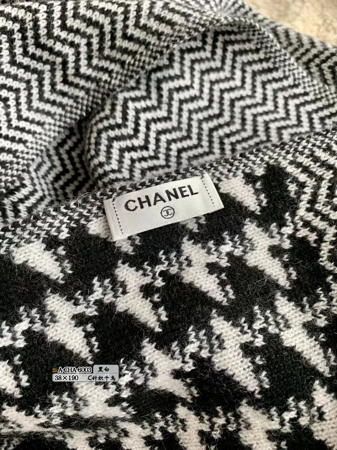 CHANE1 千鳥格子 ダブルC ウールスカーフ【50％割引+送料無料】