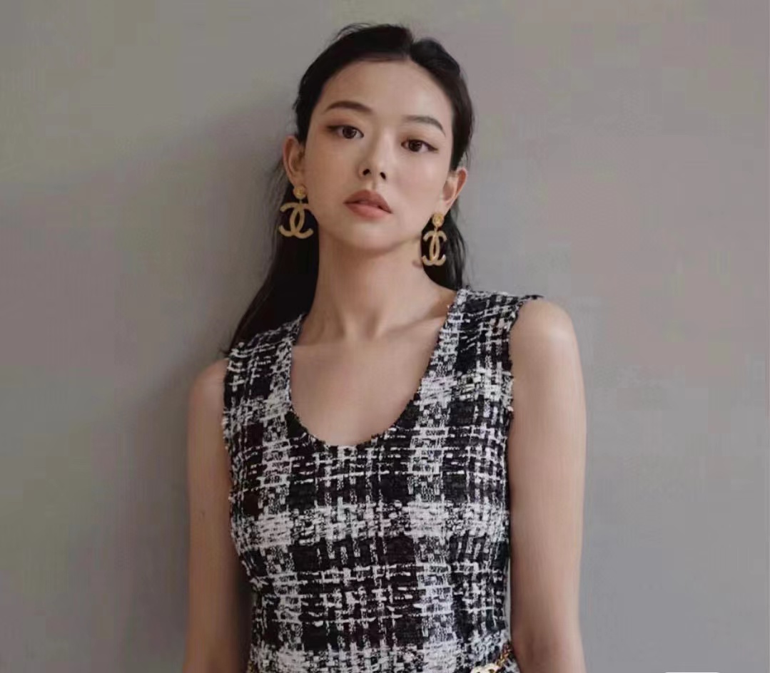 CHANE1 ラージロゴ ダブルC ピアス【50％割引+送料無料】