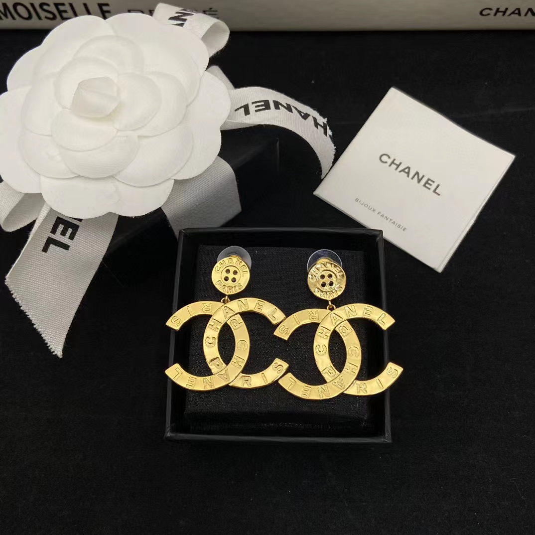 CHANE1 ラージロゴ ダブルC ピアス【50％割引+送料無料】