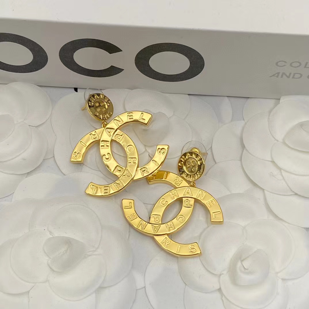 CHANE1 ラージロゴ ダブルC ピアス【50％割引+送料無料】