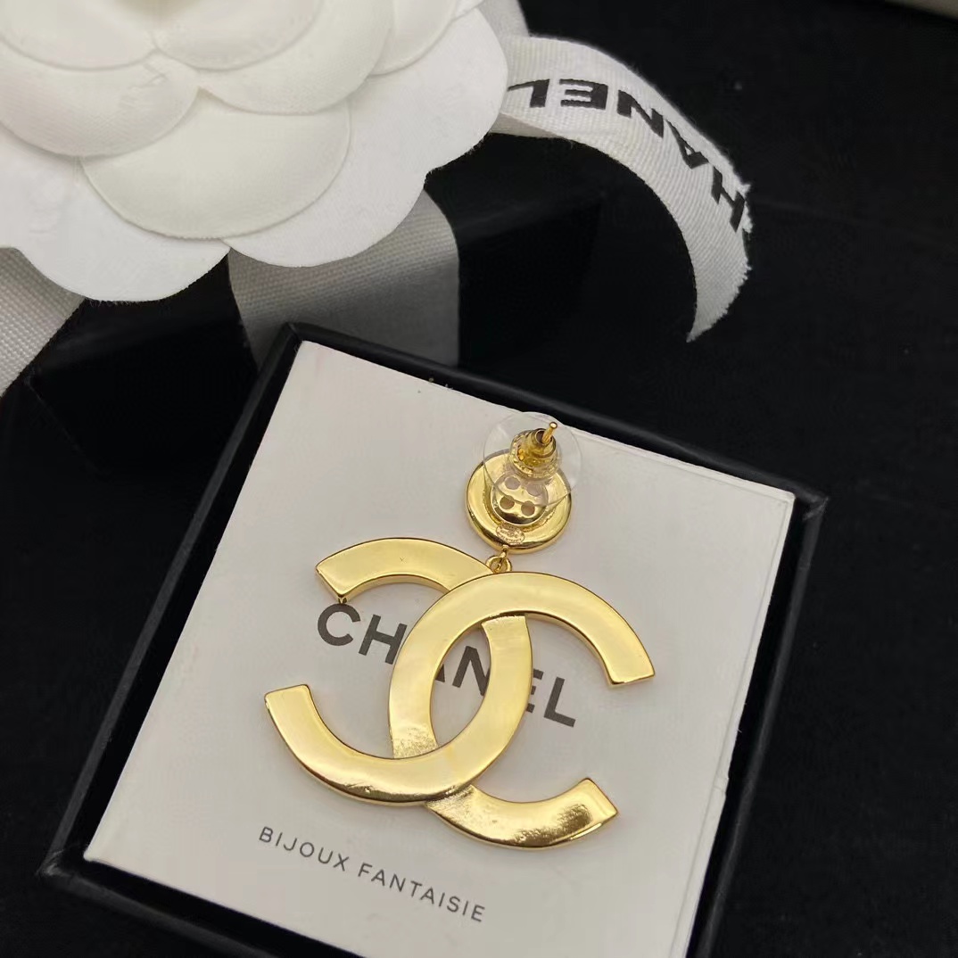 CHANE1 ラージロゴ ダブルC ピアス【50％割引+送料無料】