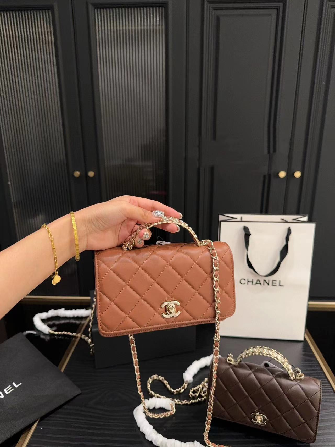 CHANE1 ラインストーンハンドル WOC ハンドバッグ【50%割引+送料無料】