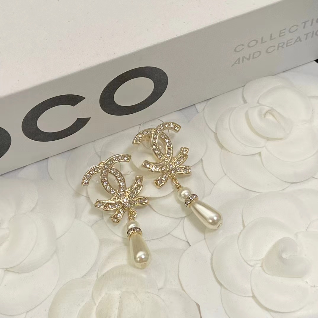 CHANE1 パール＆ダイヤモンド イヤリング【50％割引+送料無料】