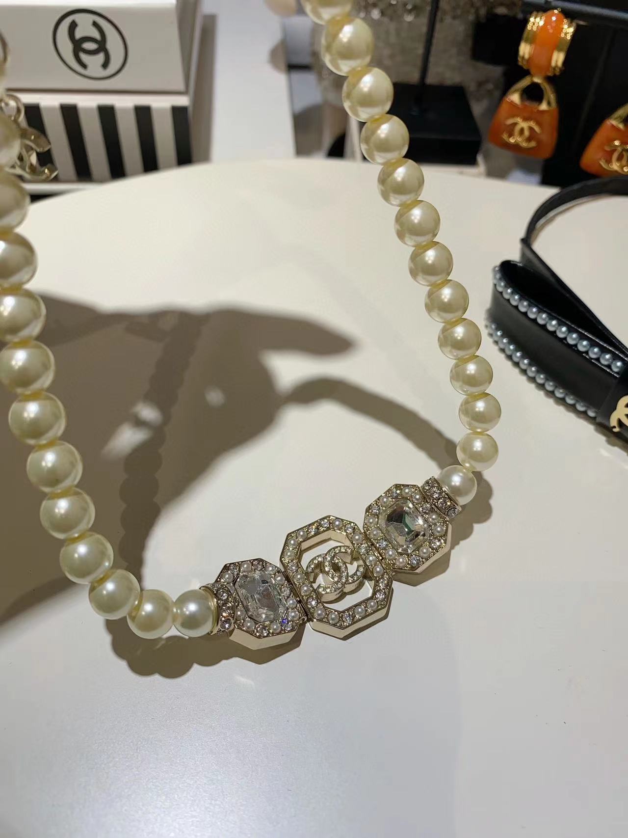 CHANE1 ダイヤモンド ダブルC パール ネックレス【50％割引+送料無料】