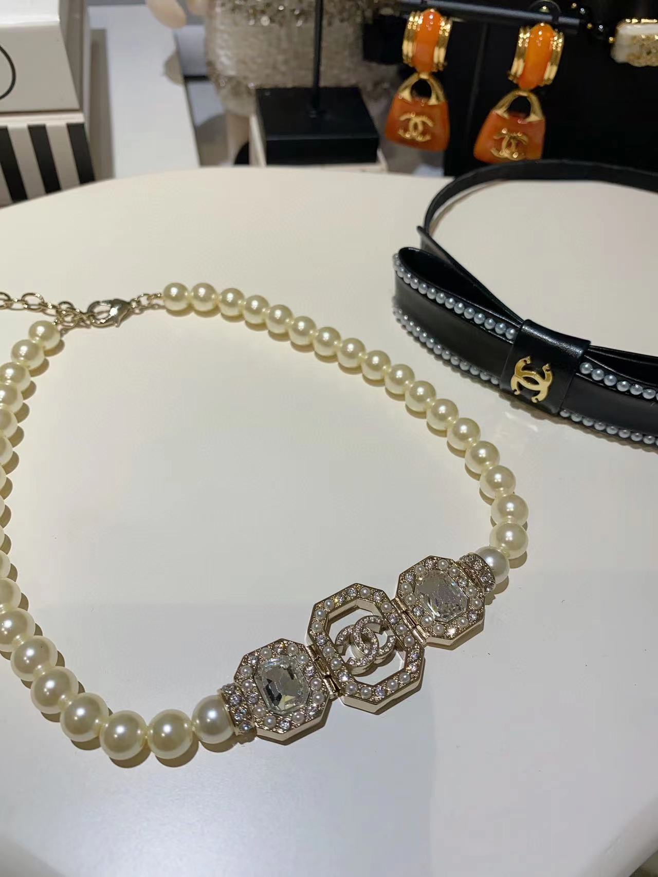 CHANE1 ダイヤモンド ダブルC パール ネックレス【50％割引+送料無料】