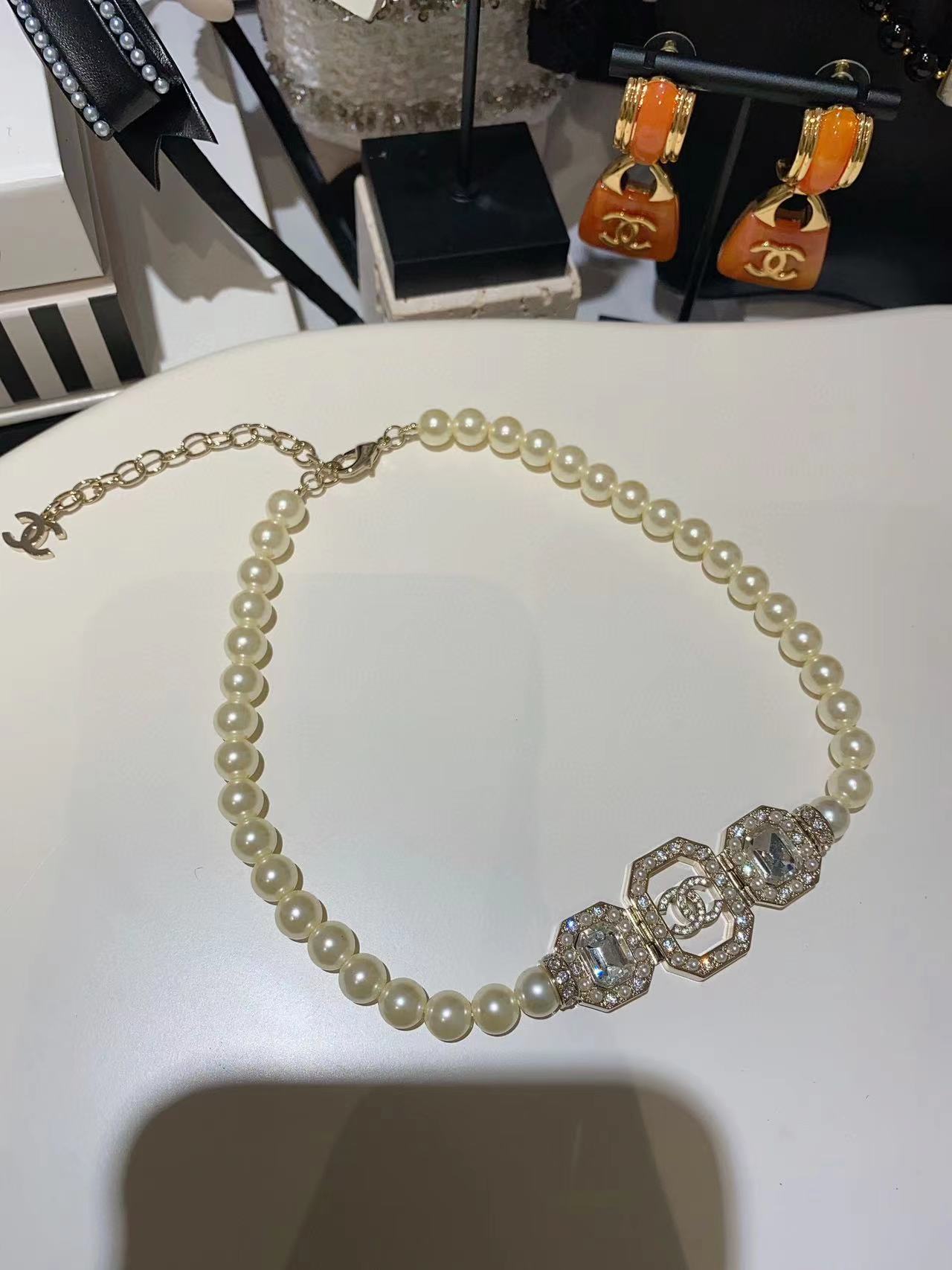 CHANE1 ダイヤモンド ダブルC パール ネックレス【50％割引+送料無料】