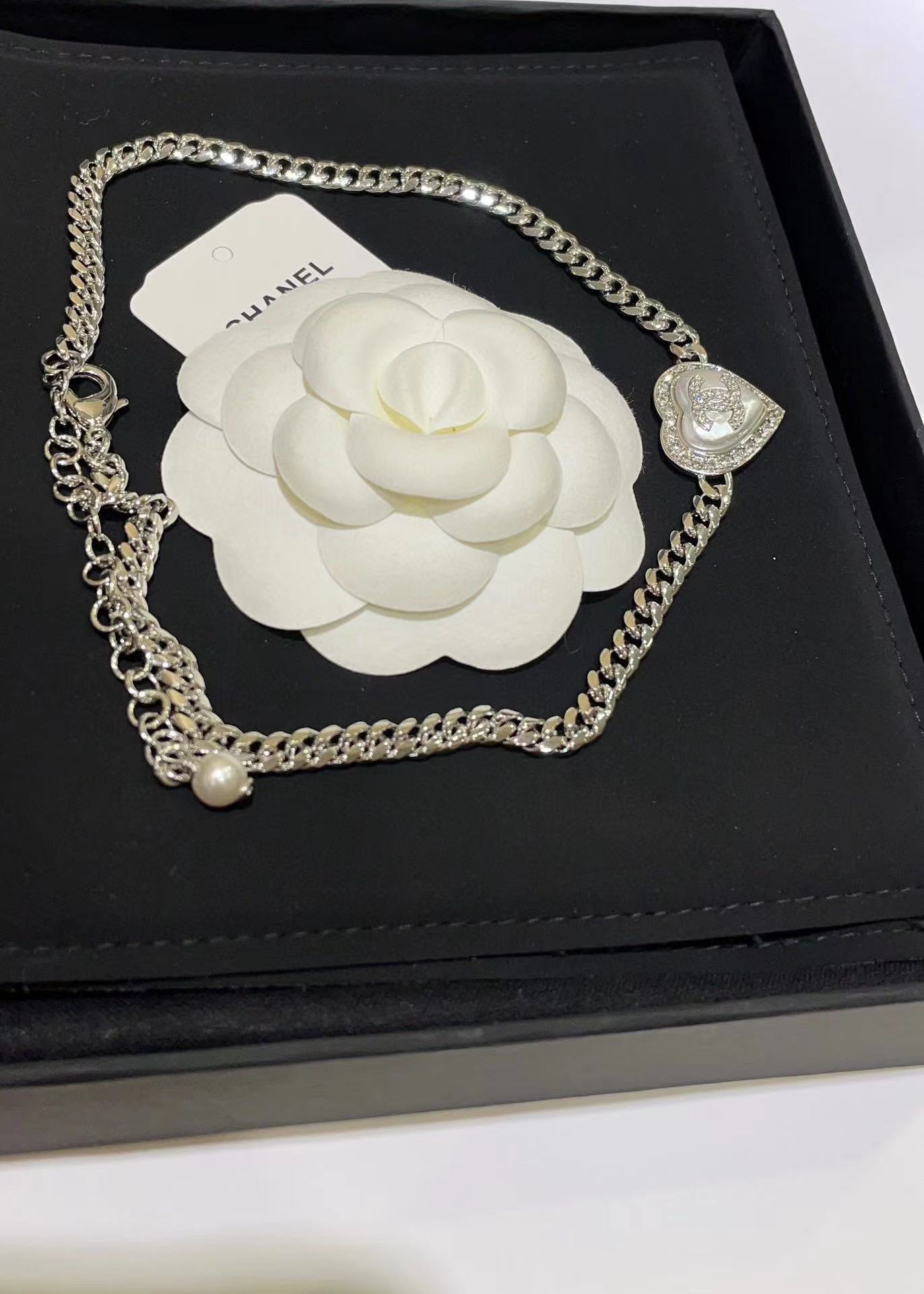 CHANE1 ハートフルダイヤモンド ダブルC ネックレス【50％割引+送料無料】