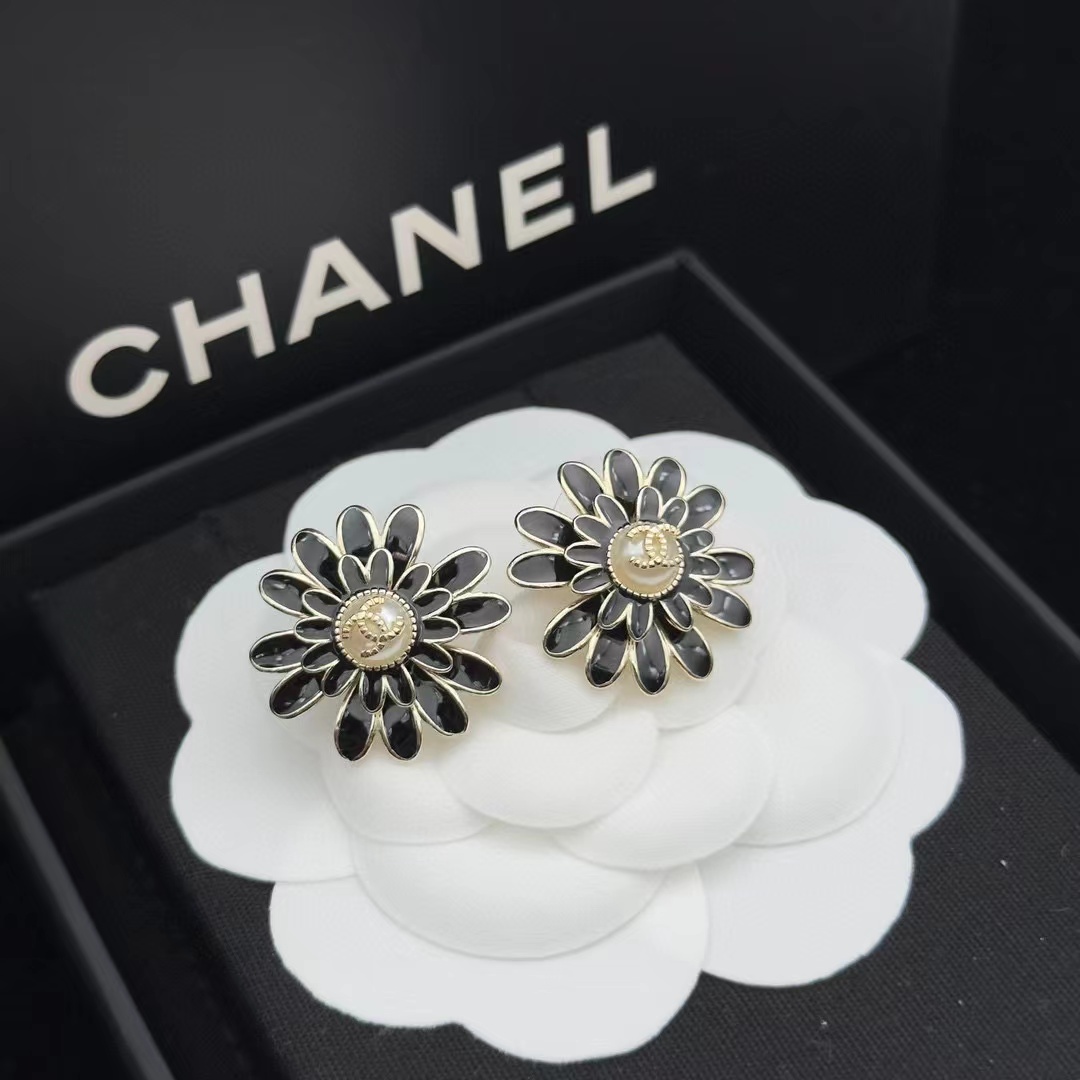 CHANE1 ひまわり ダブルC スタッドピアス【50％割引+送料無料】