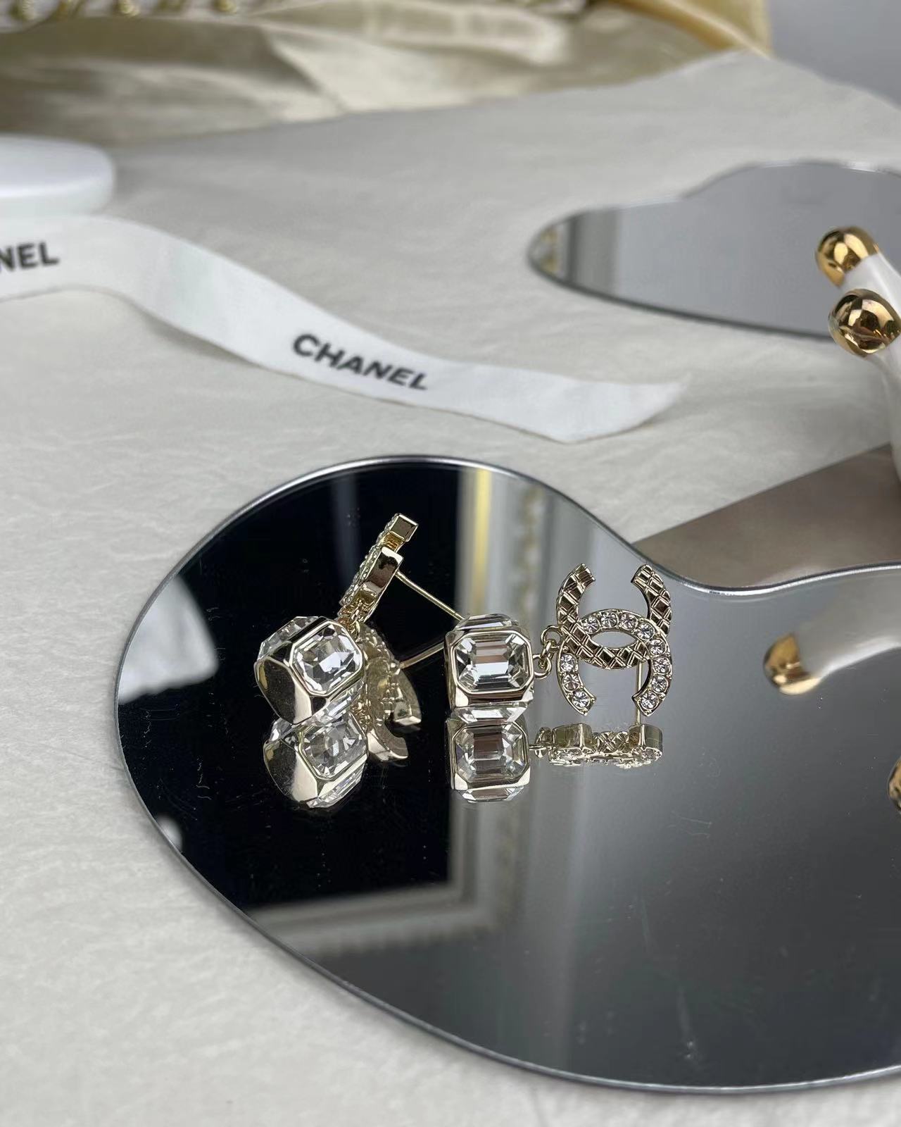 CHANE1 ダブルC ダイヤモンド イヤリング【50％割引+送料無料】