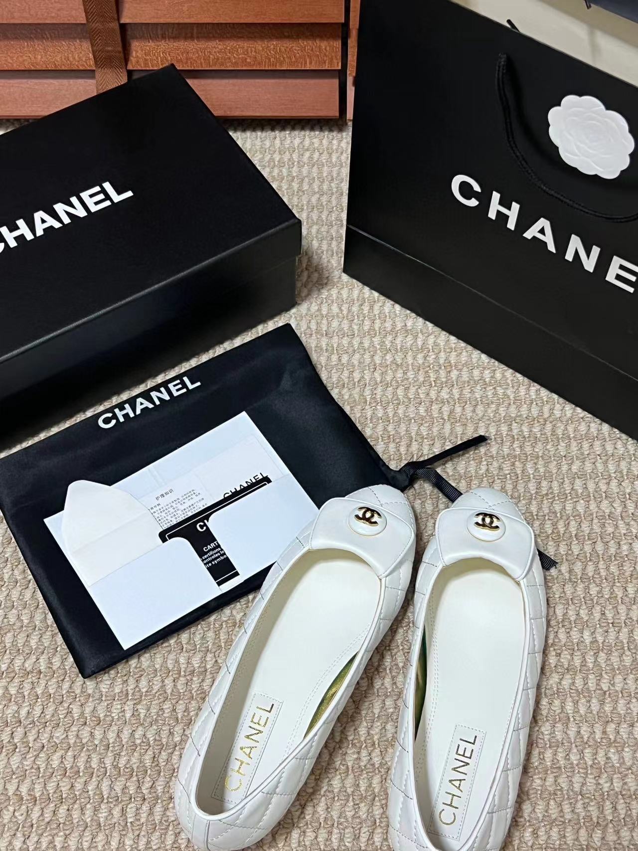 CHAME1 ラウンドトゥ ダブル C ロゴ フラットシューズ【50％割引+送料無料】