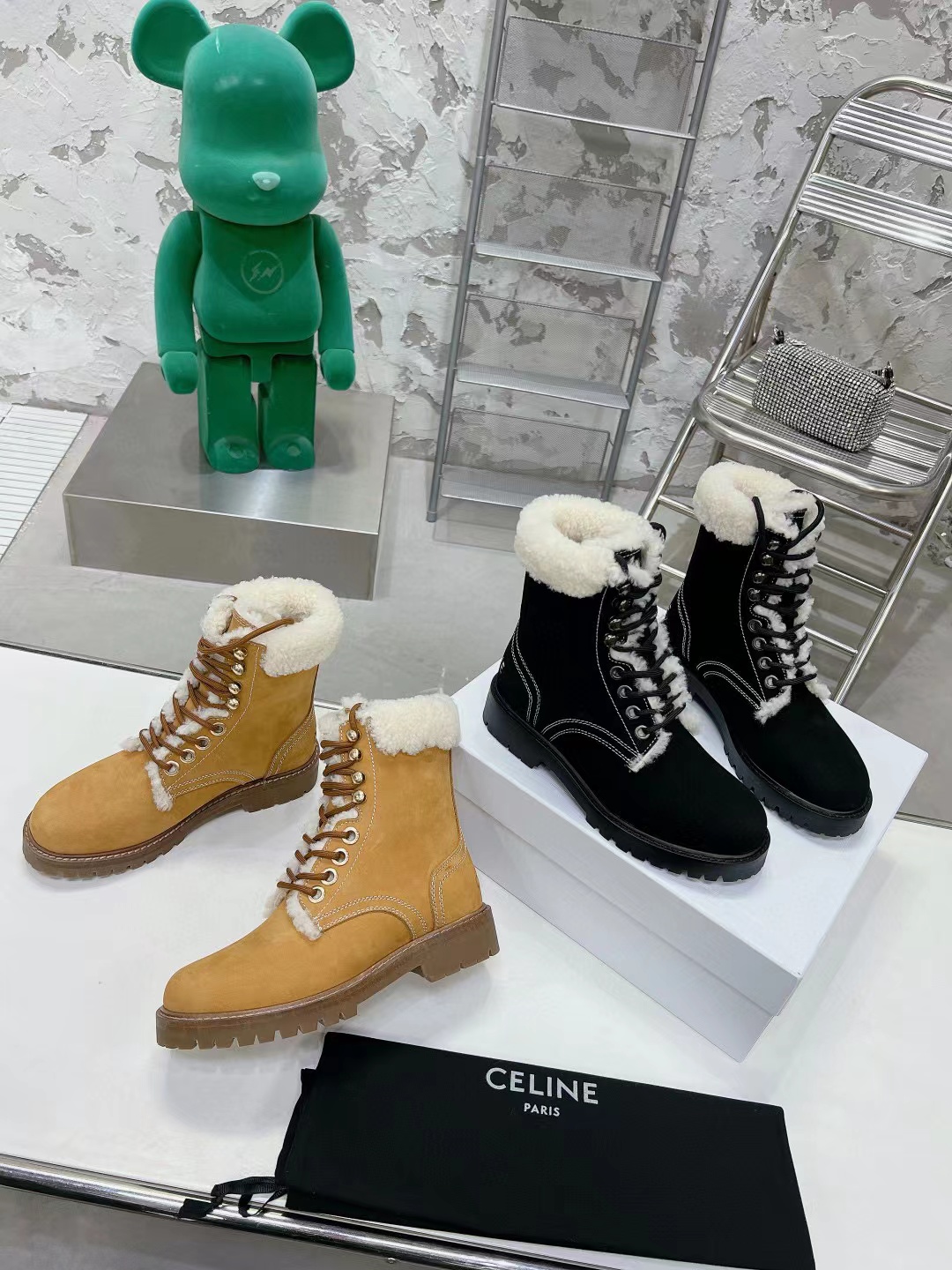 CEL1NE 高品質ラムウール レースアップ マーティンブーツ【50％割引+送料無料】