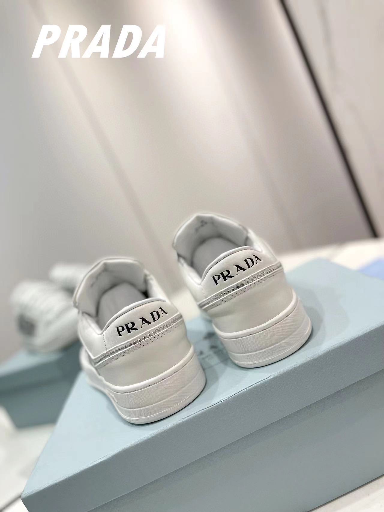 PR4DA 高品質のダイヤモンドがちりばめられた男性用と女性用のカジュアル シューズ【50％割引+送料無料】