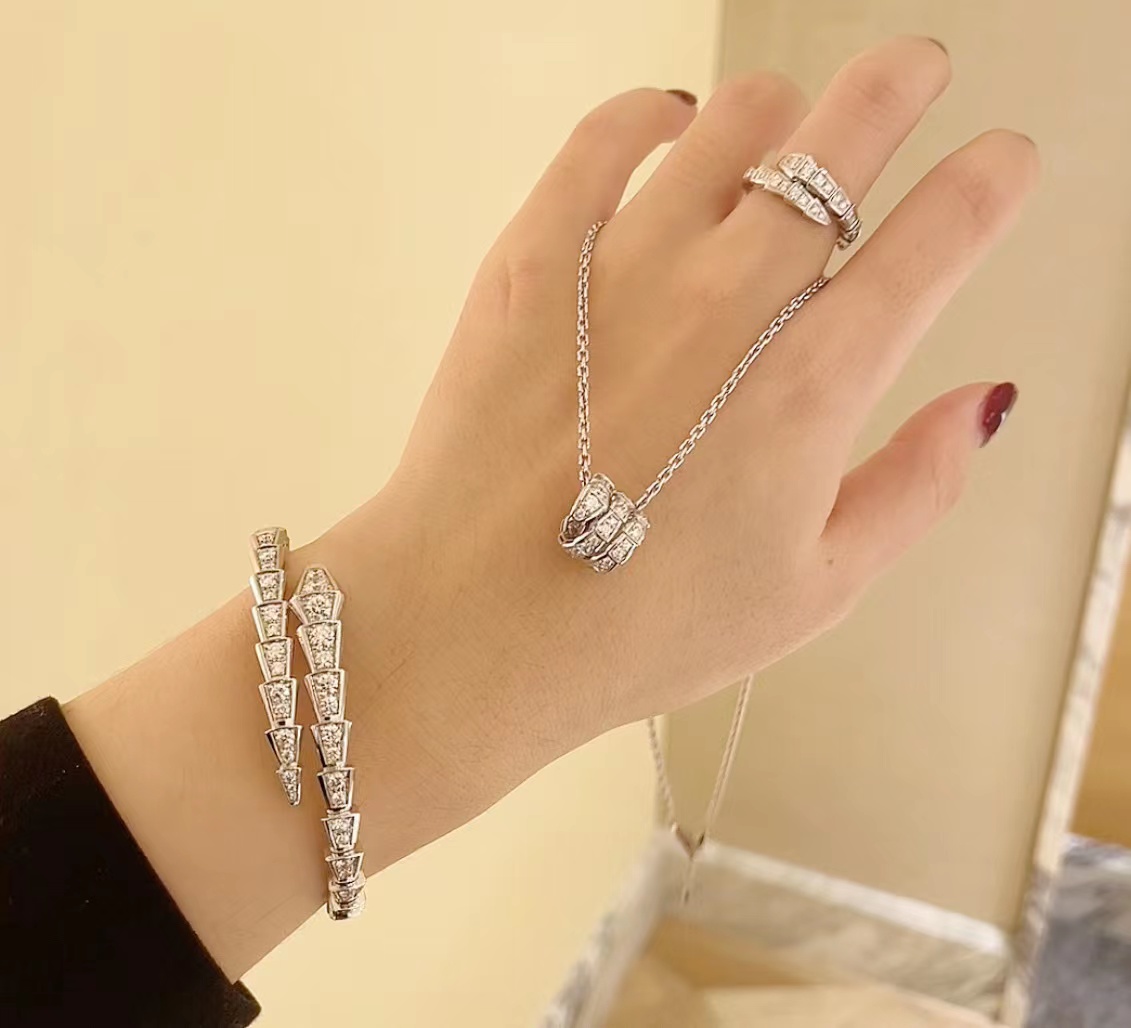 🐍BVLGAR1💍ネックレス ブレスレット リング【50％割引+送料無料】