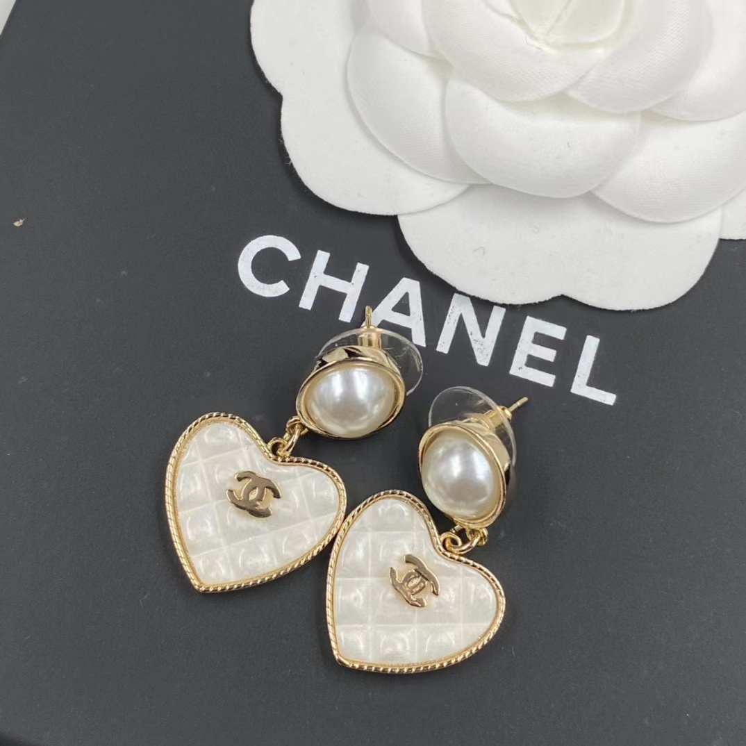 CHANE1 ハートパールピアス【50％割引+送料無料】