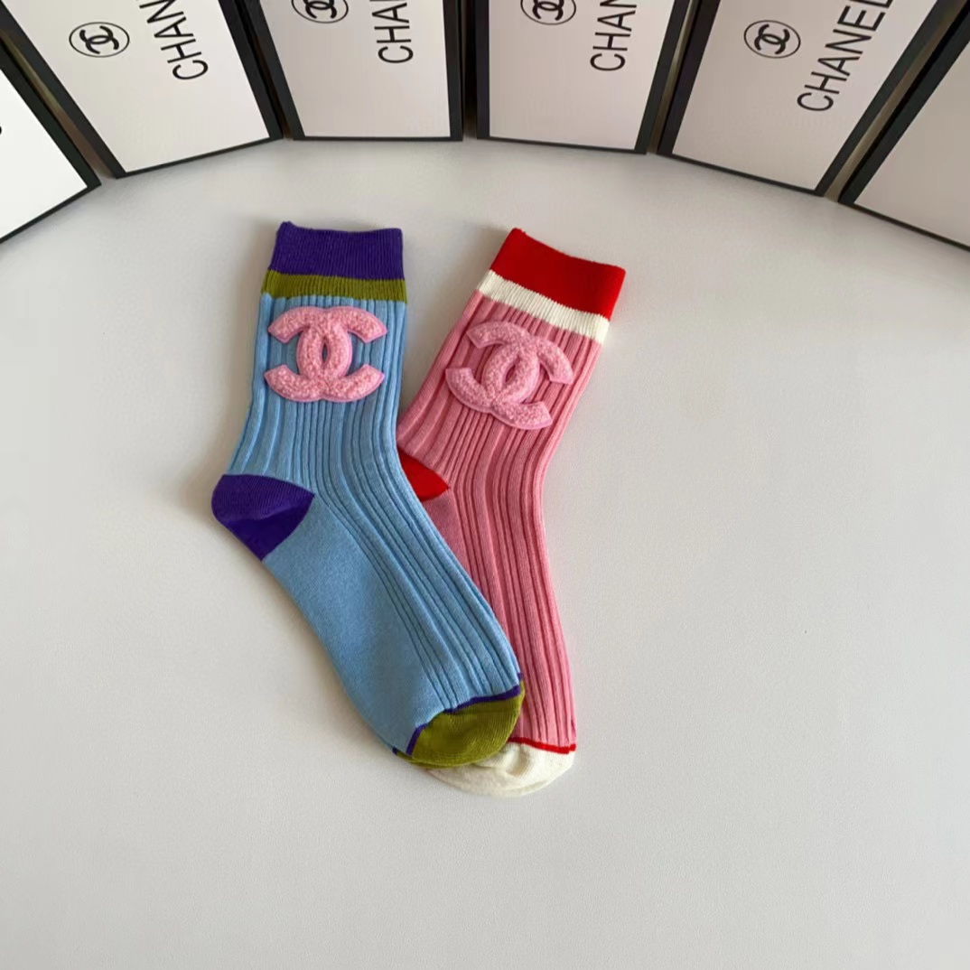 CHANE1 カシミア カラーブロック ダブル C ロゴ ソックス【50％割引+送料無料】