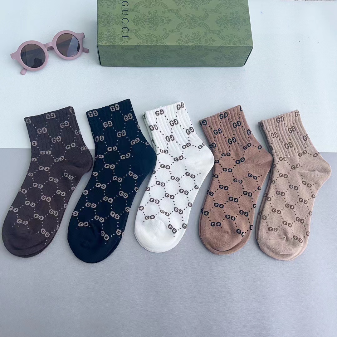 GUCC1 フルロゴ カシミヤ ソックス【50％割引+送料無料】