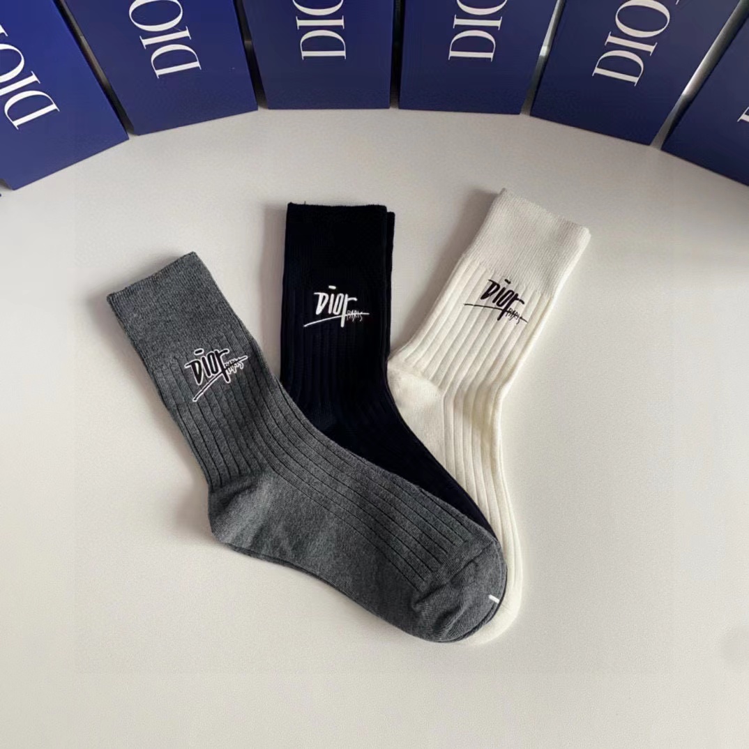 DI0R シンプルカシミヤソックス【50%割引+送料無料】