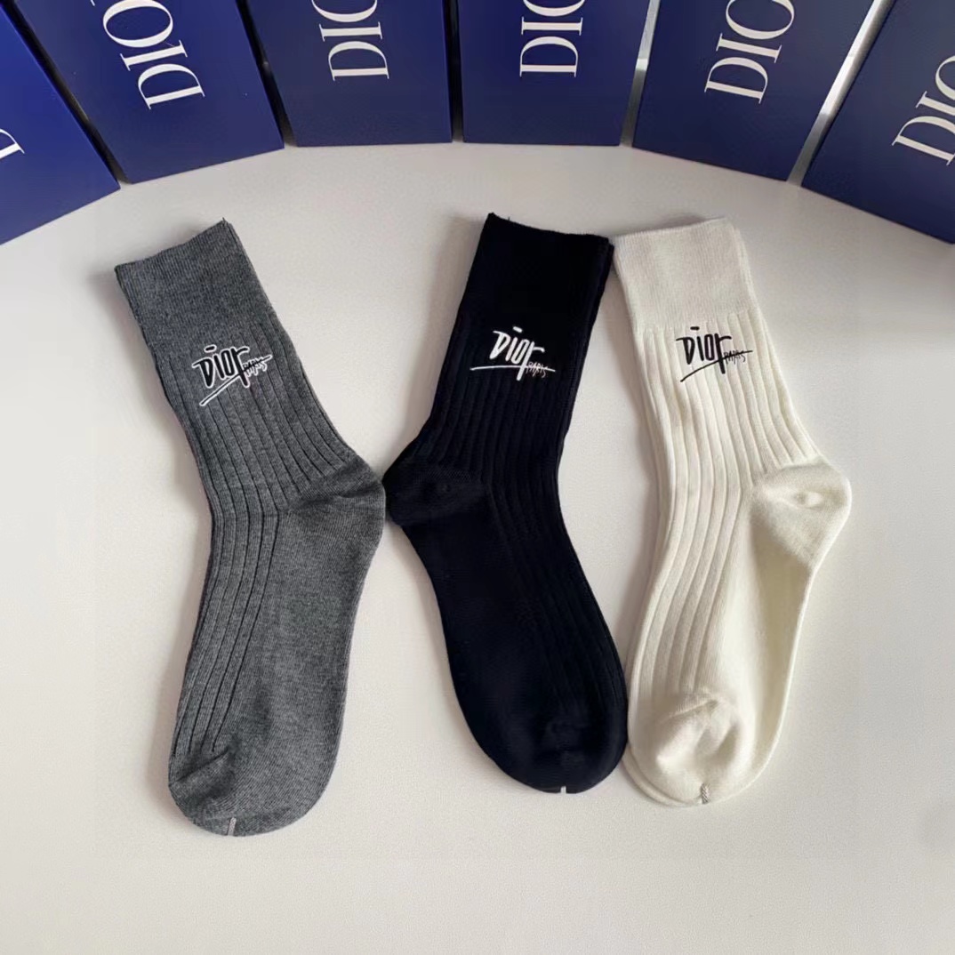 DI0R シンプルカシミヤソックス【50%割引+送料無料】