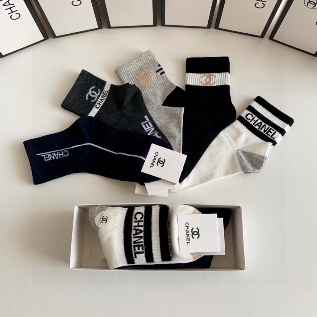 CHANE1 シンプル カシミヤ ロゴ ソックス【50％割引+送料無料】
