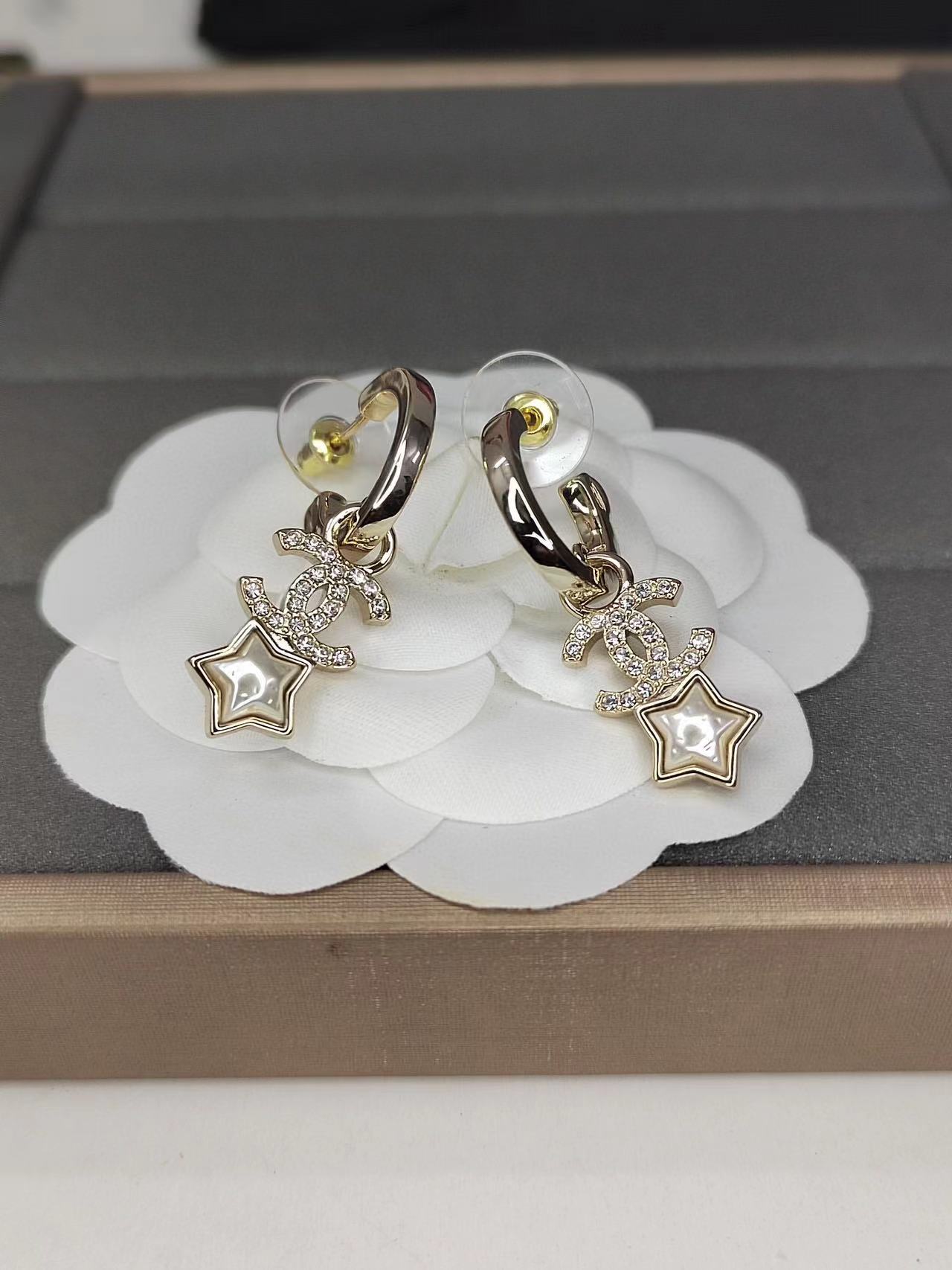 CHANE1 五芒星 ダイヤモンド ピアス【50％割引+送料無料】